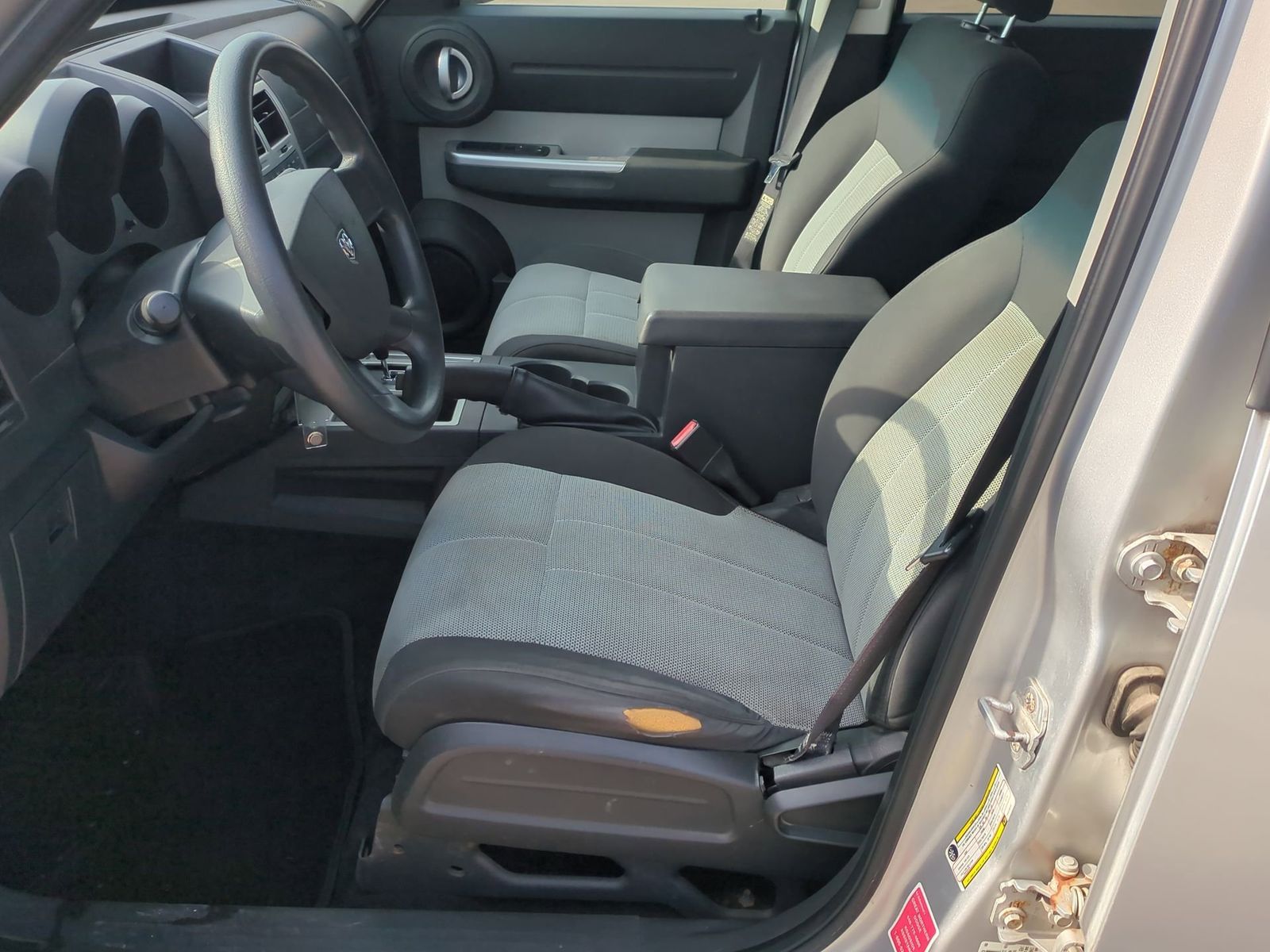 Thumbnail: 2007 Dodge Nitro - 17