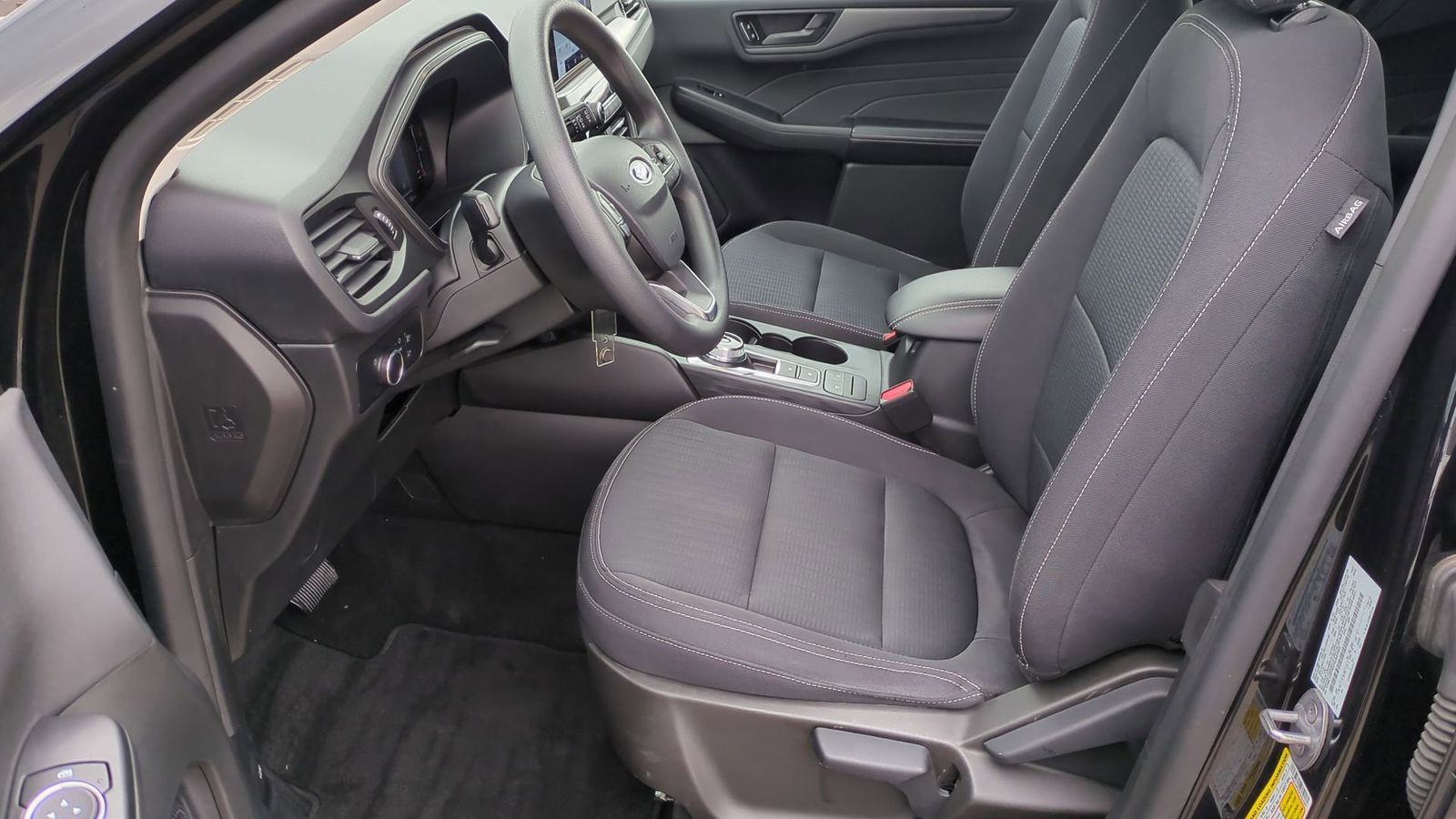 Thumbnail: 2023 Ford Escape - 7