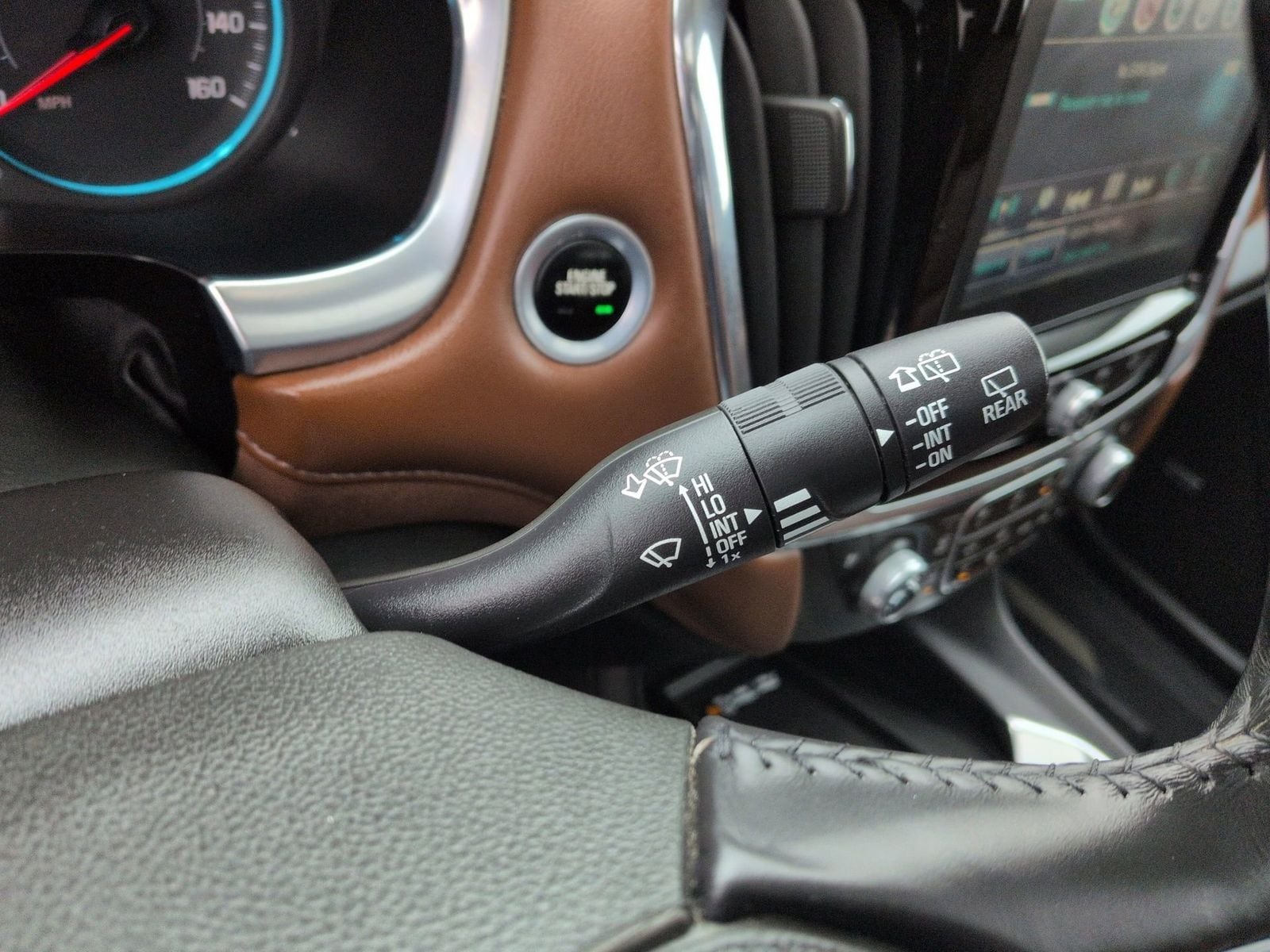 Thumbnail: 2018 Chevrolet Traverse - 30