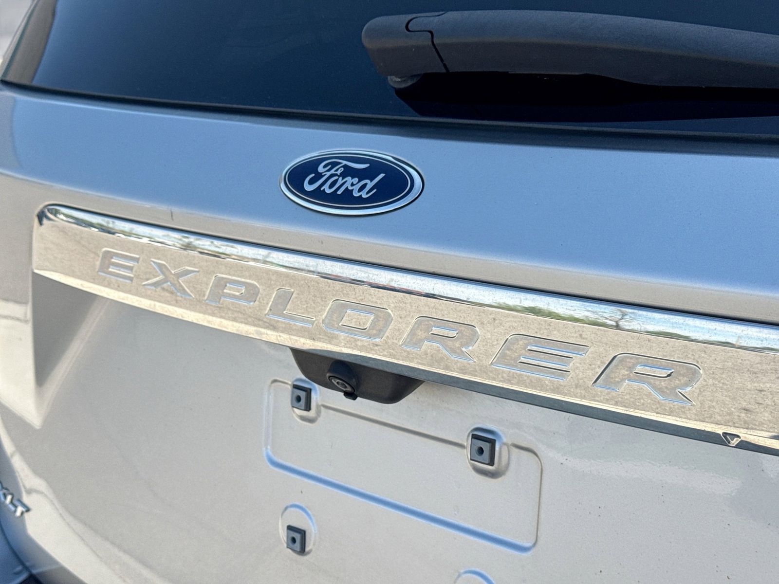 Thumbnail: 2020 Ford Explorer - 14