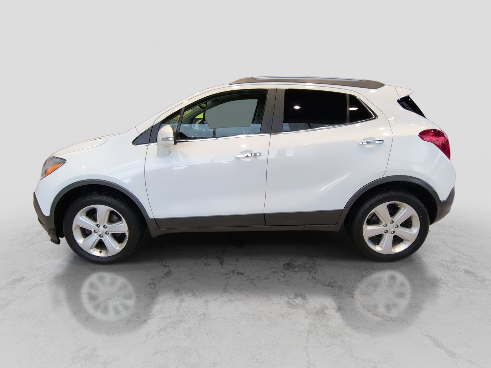 Thumbnail: 2016 Buick Encore - 3