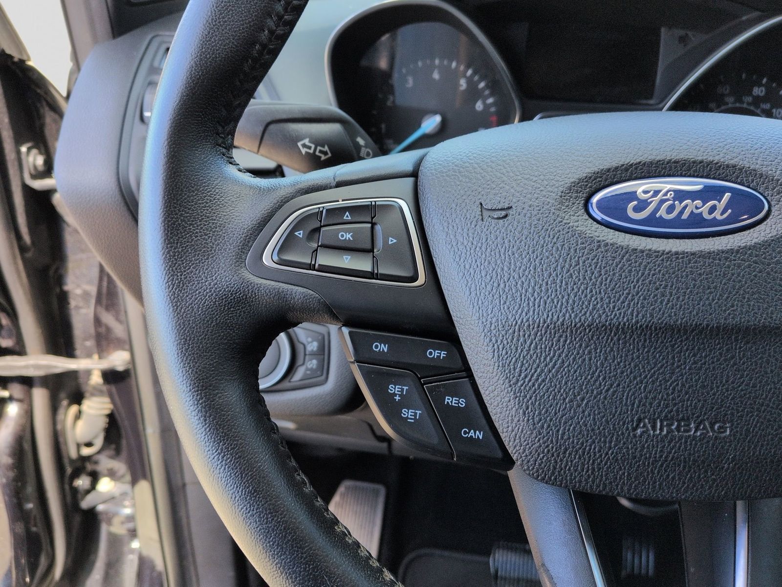 Thumbnail: 2019 Ford Escape - 24