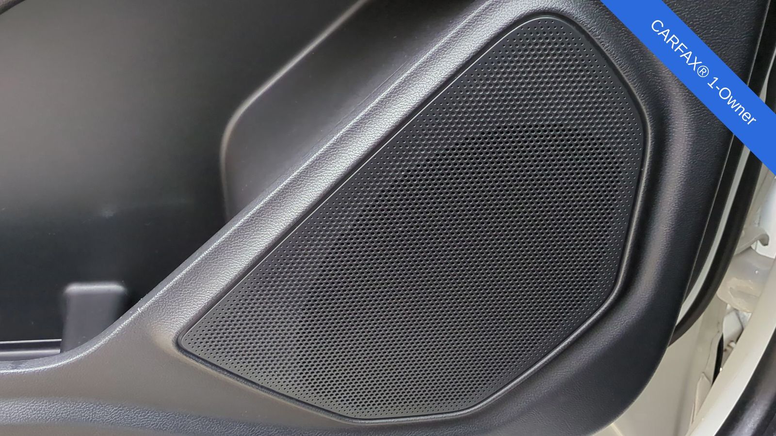 Thumbnail: 2022 Ford Explorer - 34