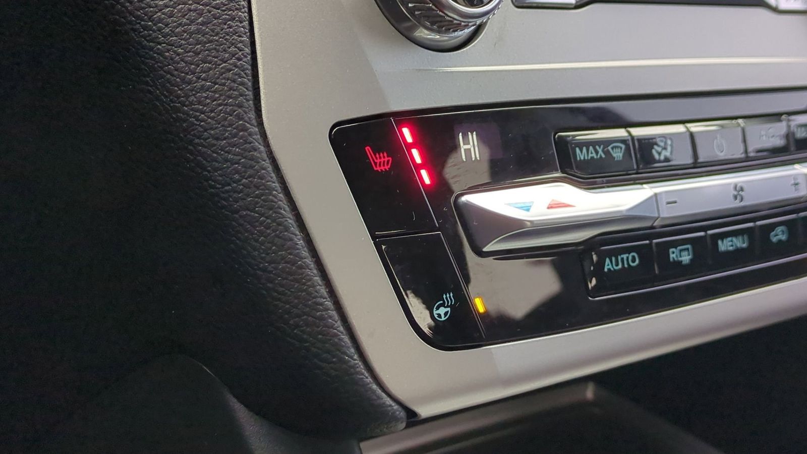 Thumbnail: 2021 Ford Explorer - 38