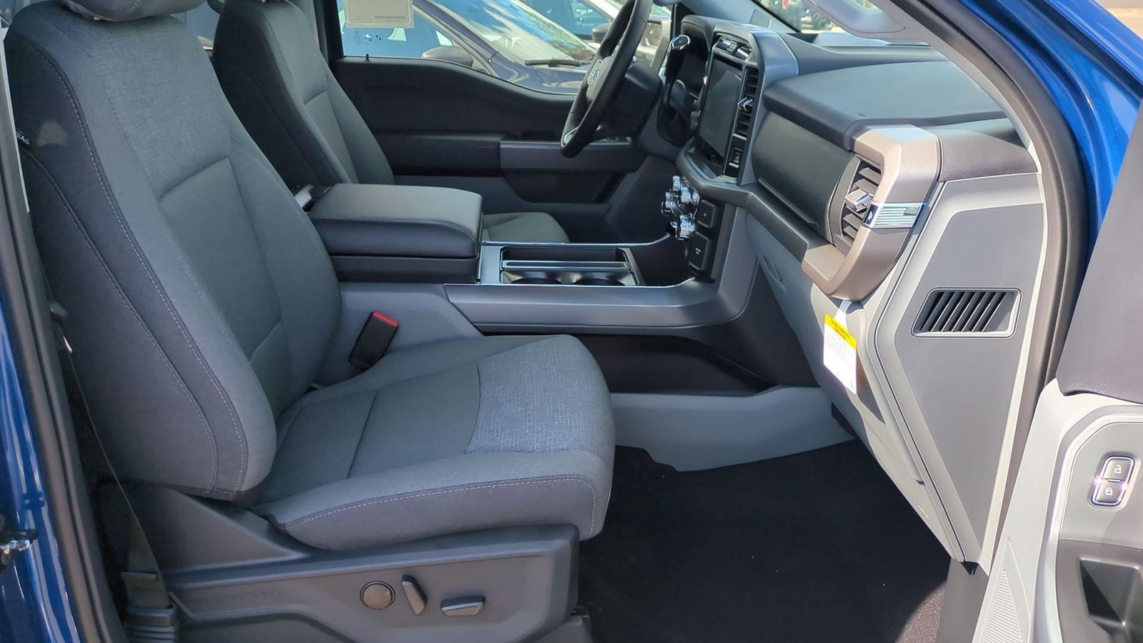 Thumbnail: 2025 Ford F-150 - 19