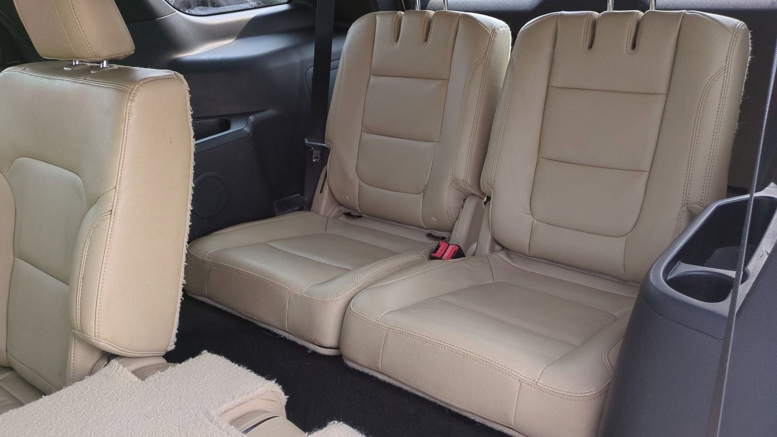 Thumbnail: 2016 Ford Explorer - 23