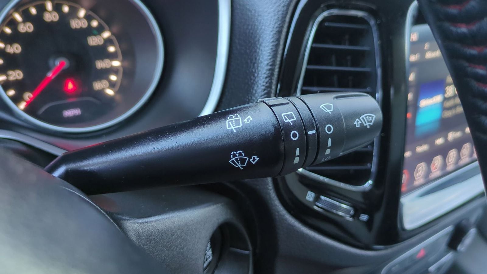 Thumbnail: 2019 Jeep Compass - 24