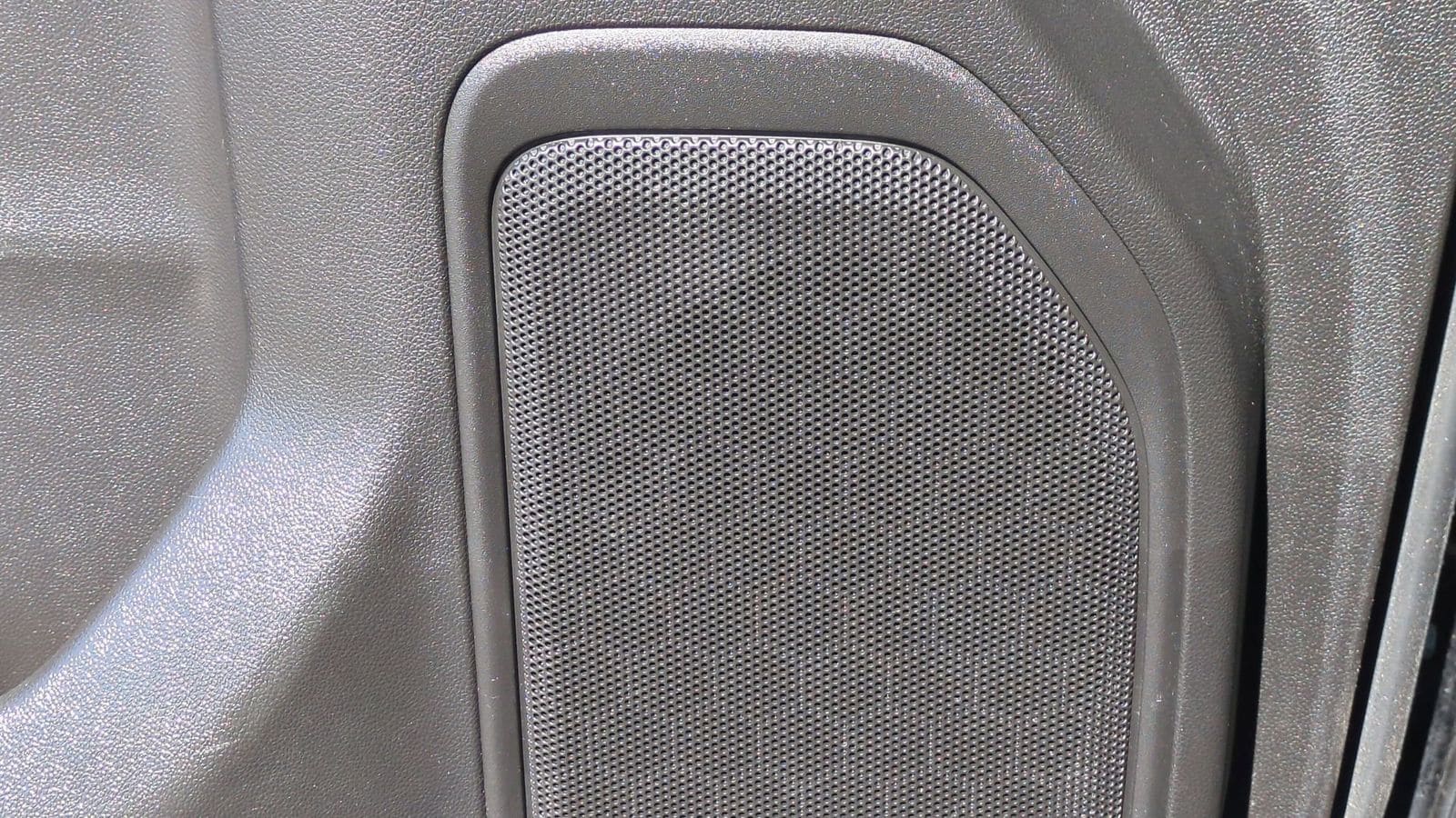 Thumbnail: 2020 Chevrolet Silverado 1500 - 32