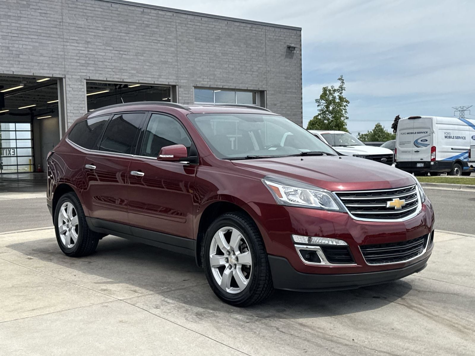 Thumbnail: 2016 Chevrolet Traverse - 10