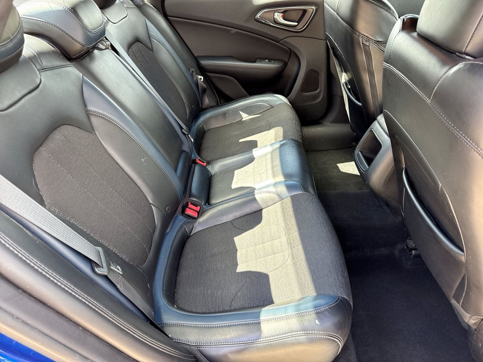 Thumbnail: 2016 Chrysler 200 - 21