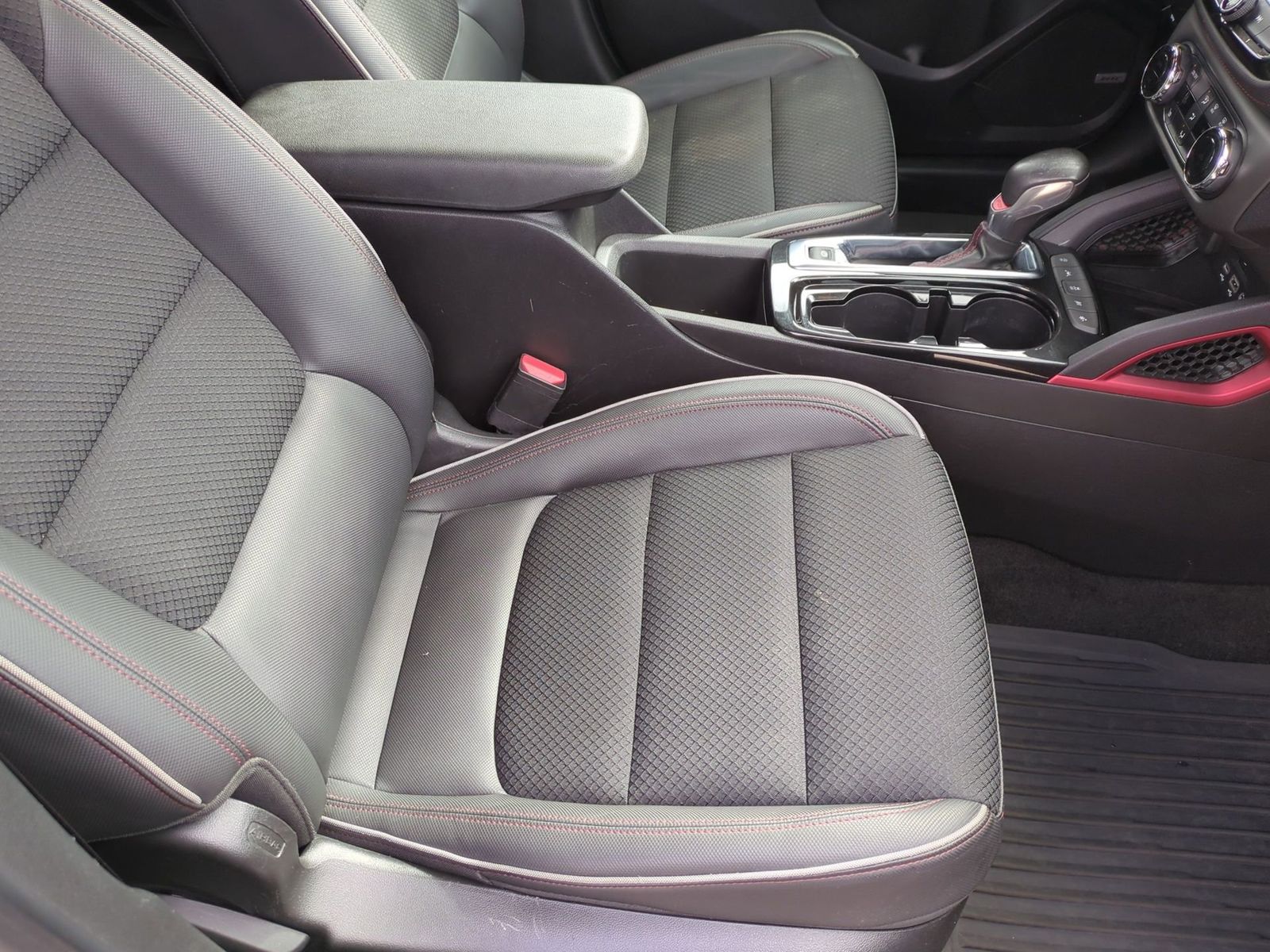 Thumbnail: 2021 Chevrolet TrailBlazer - 27