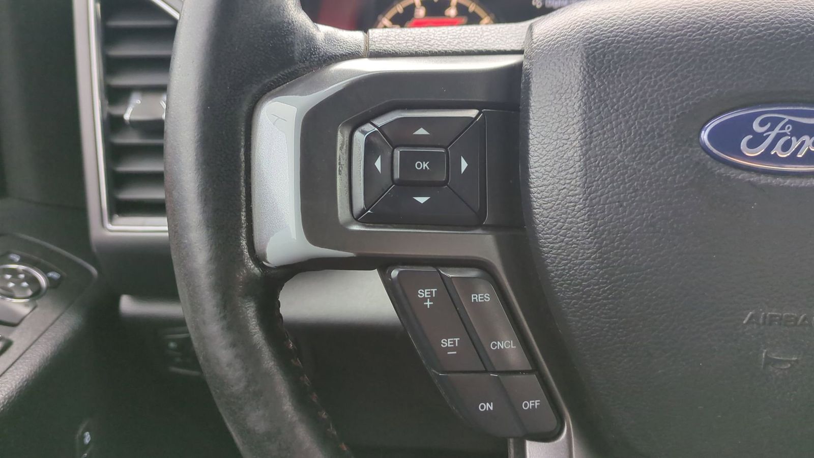 Thumbnail: 2018 Ford F-150 - 27