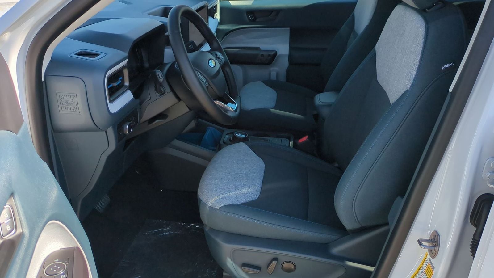 Thumbnail: 2025 Ford Maverick - 15