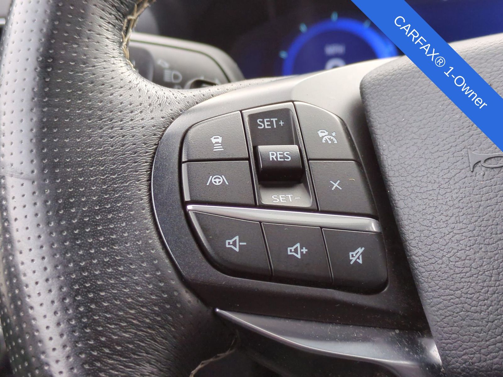 Thumbnail: 2020 Ford Explorer - 31