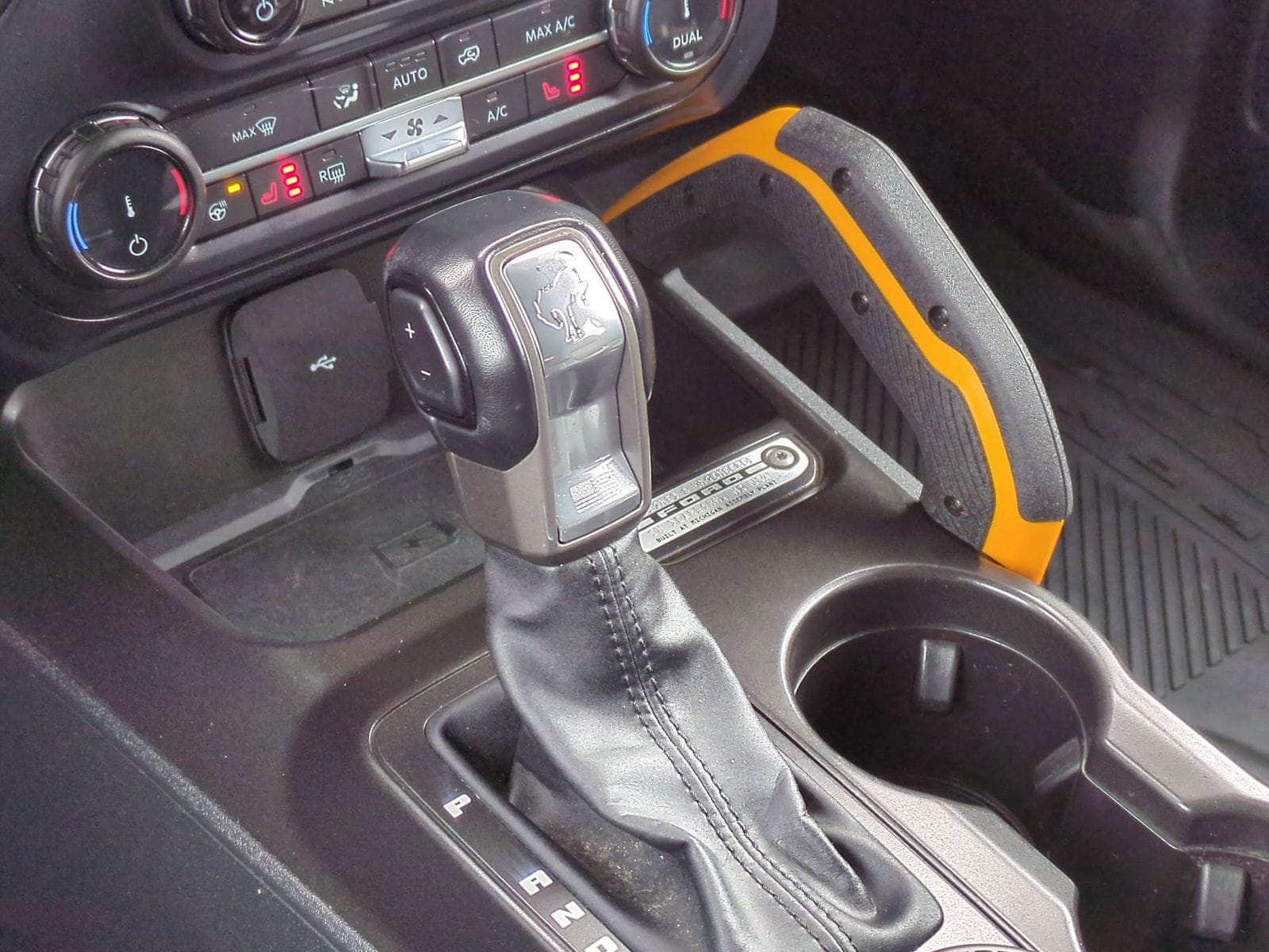 Thumbnail: 2022 Ford Bronco - 38