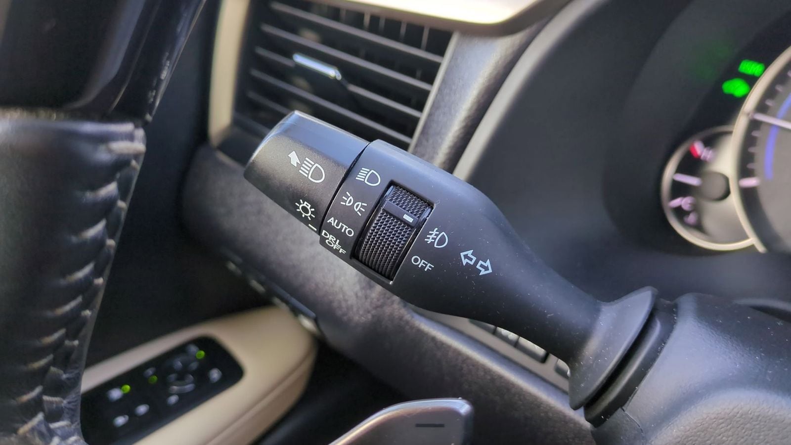 Thumbnail: 2022 Lexus RX - 26