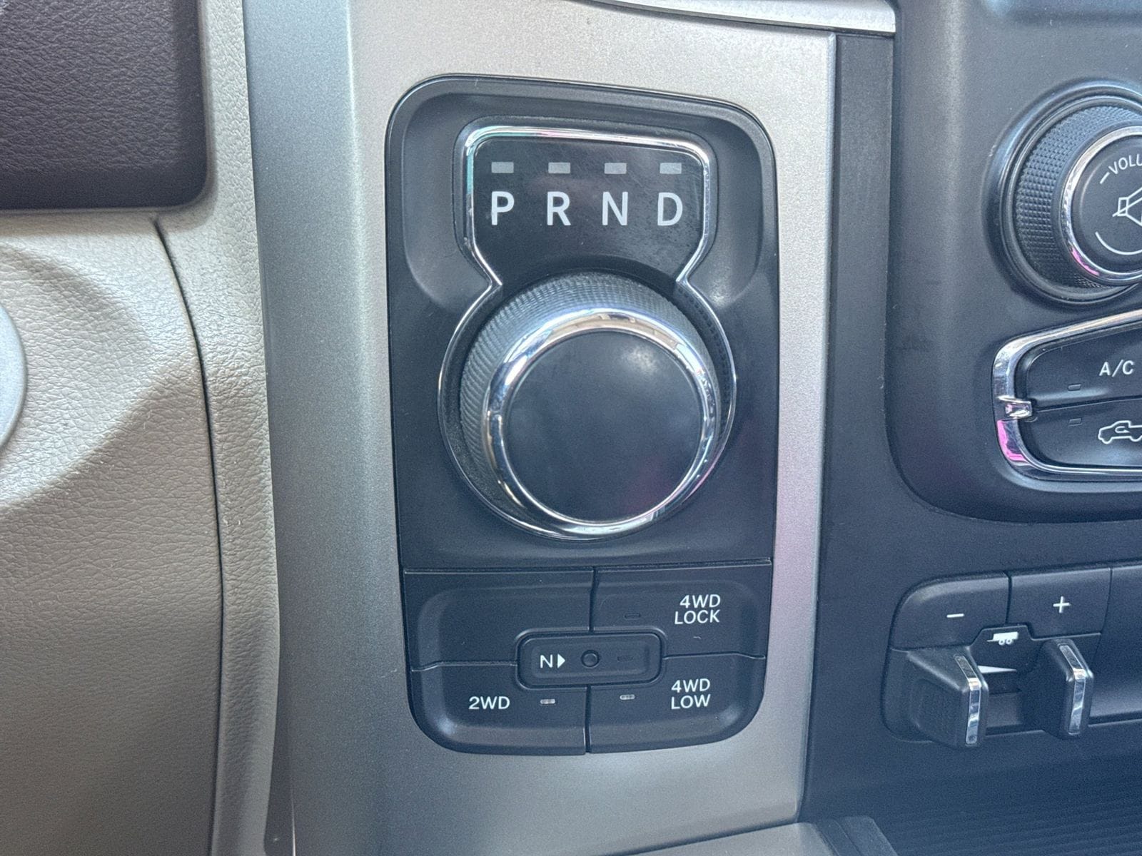 Thumbnail: 2014 RAM 1500 - 31