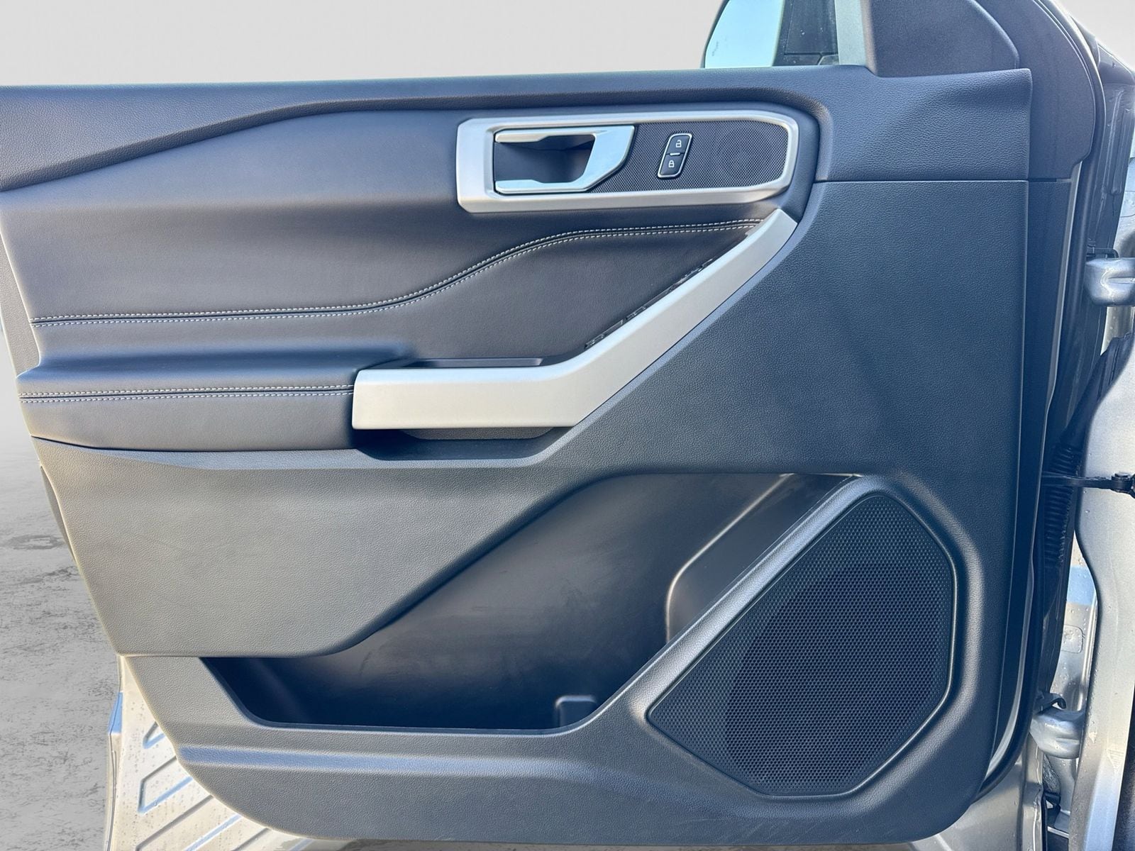 Thumbnail: 2024 Ford Explorer - 33