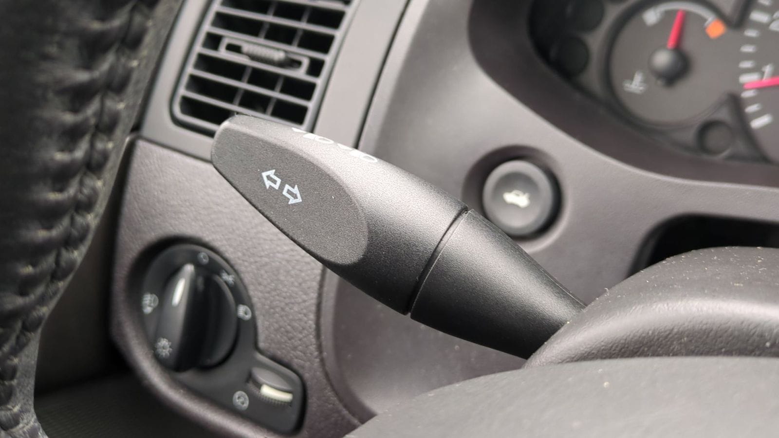 Thumbnail: 2007 Ford Focus - 25