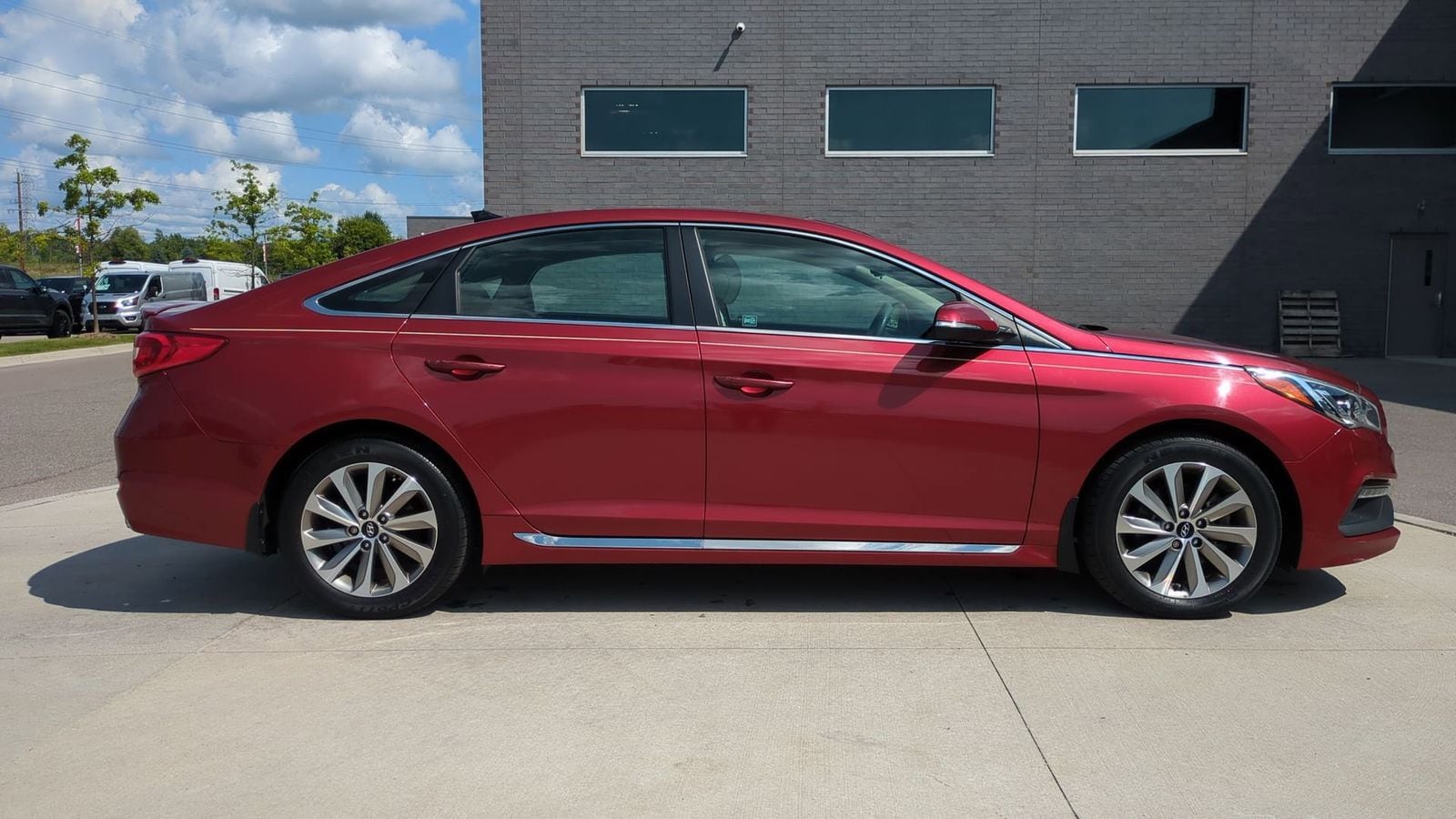 Thumbnail: 2016 Hyundai Sonata - 8