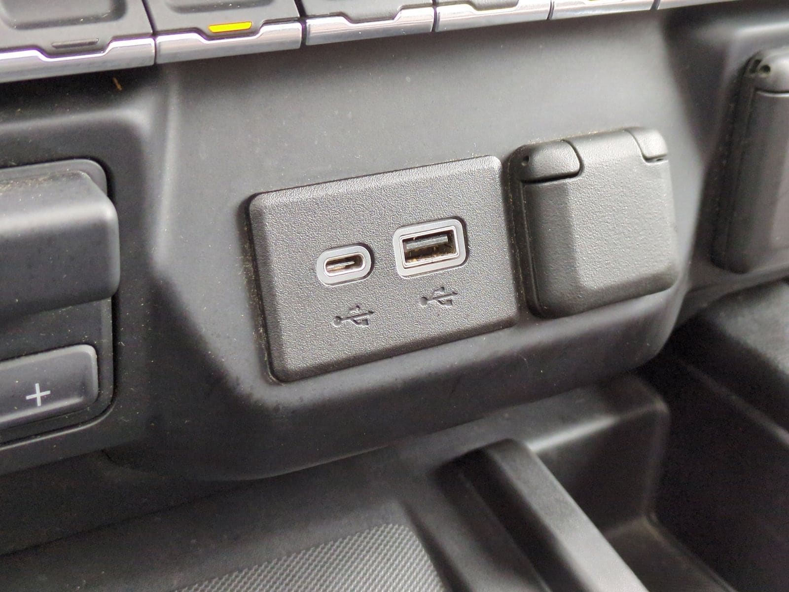 Thumbnail: 2023 Chevrolet Silverado 2500 - 39