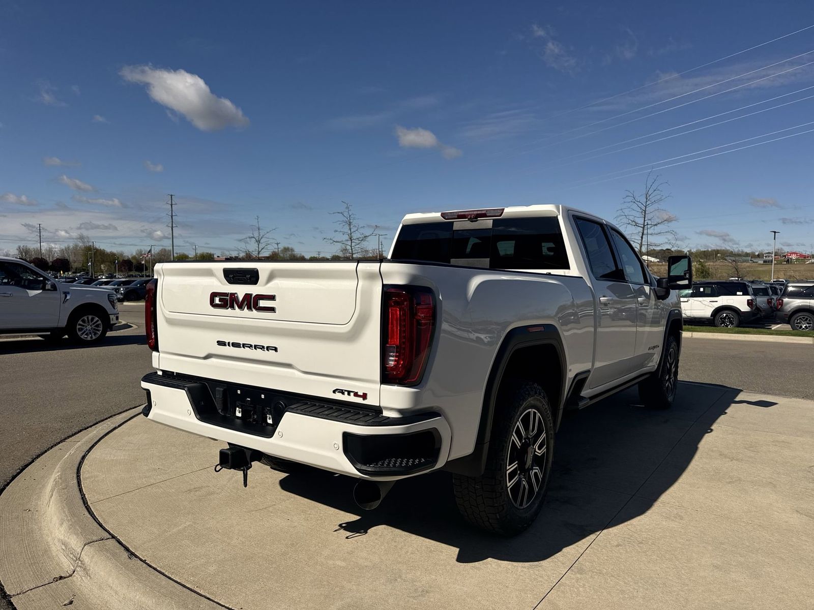 Thumbnail: 2021 GMC Sierra 2500 - 8