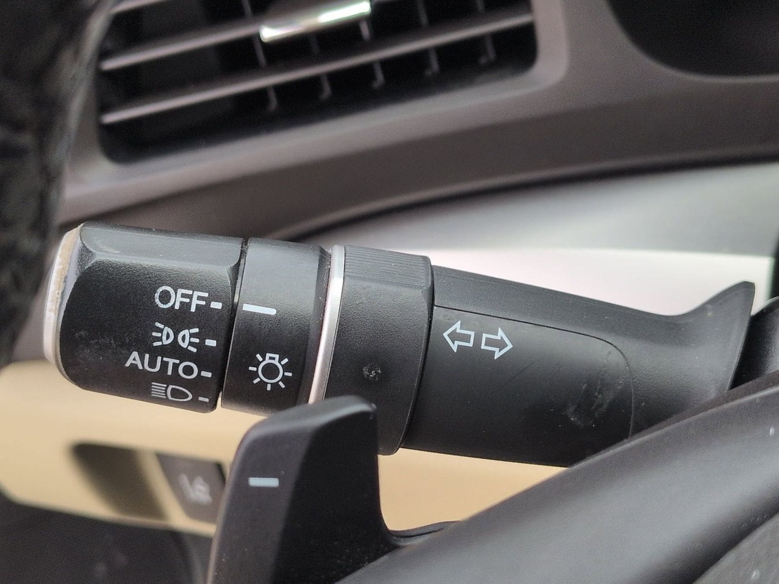 Thumbnail: 2016 Acura ILX - 30