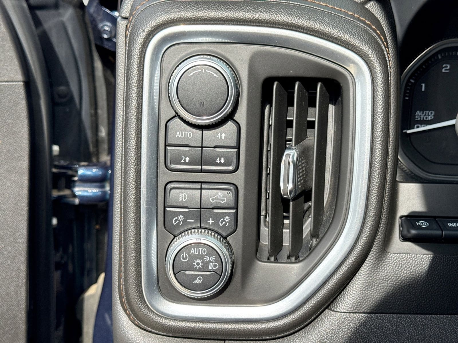 Thumbnail: 2019 GMC Sierra 1500 - 33