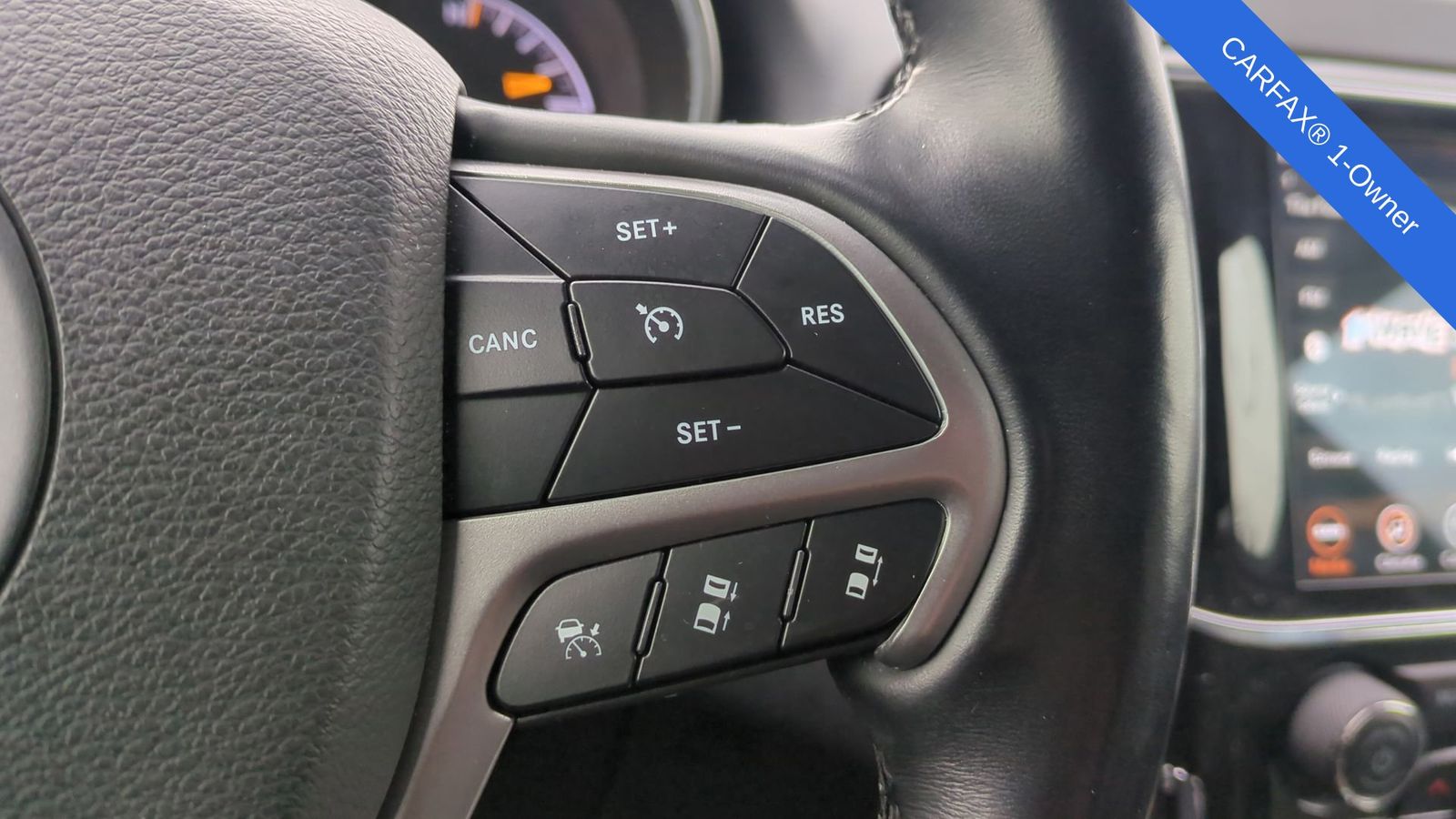 Thumbnail: 2021 Jeep Grand Cherokee - 29