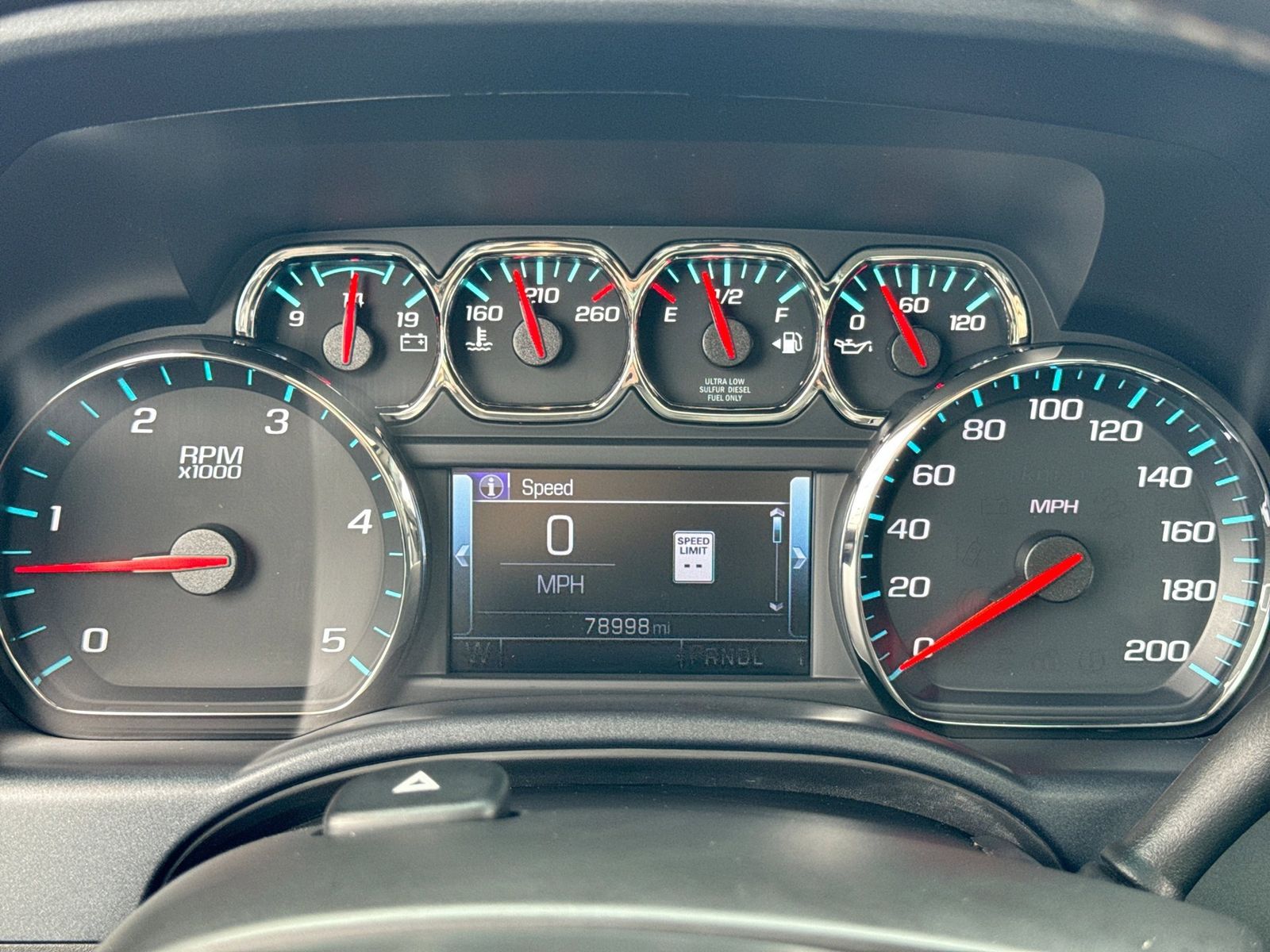 Thumbnail: 2019 Chevrolet Silverado 2500 - 33