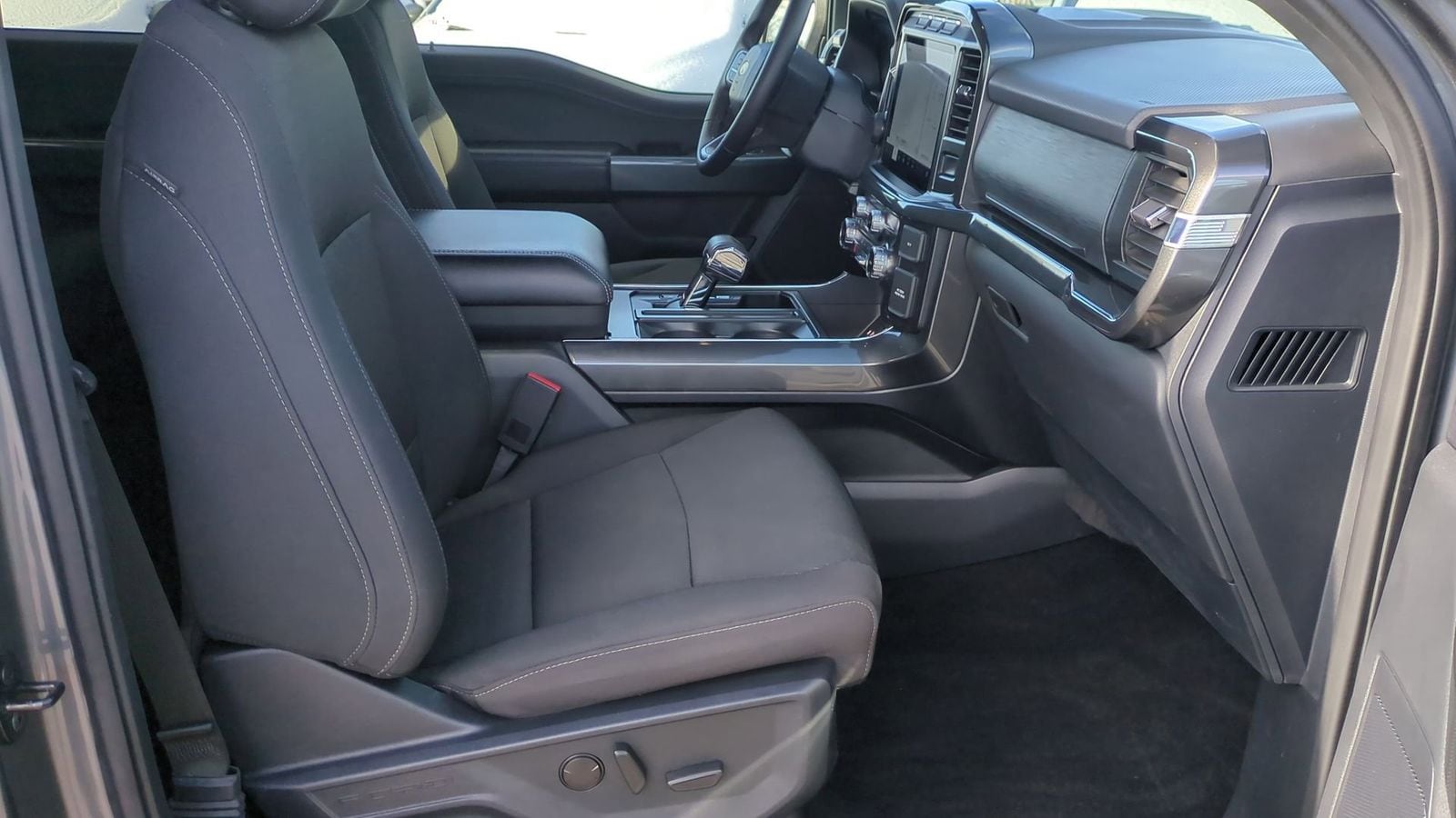 Thumbnail: 2023 Ford F-150 - 24