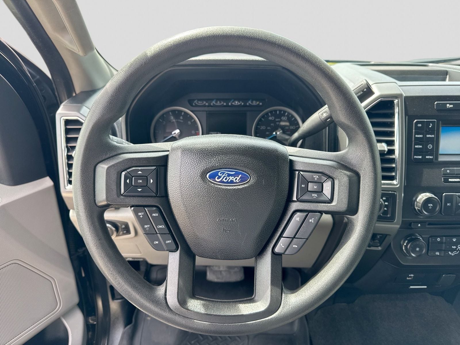 Thumbnail: 2017 Ford F-250 - 25