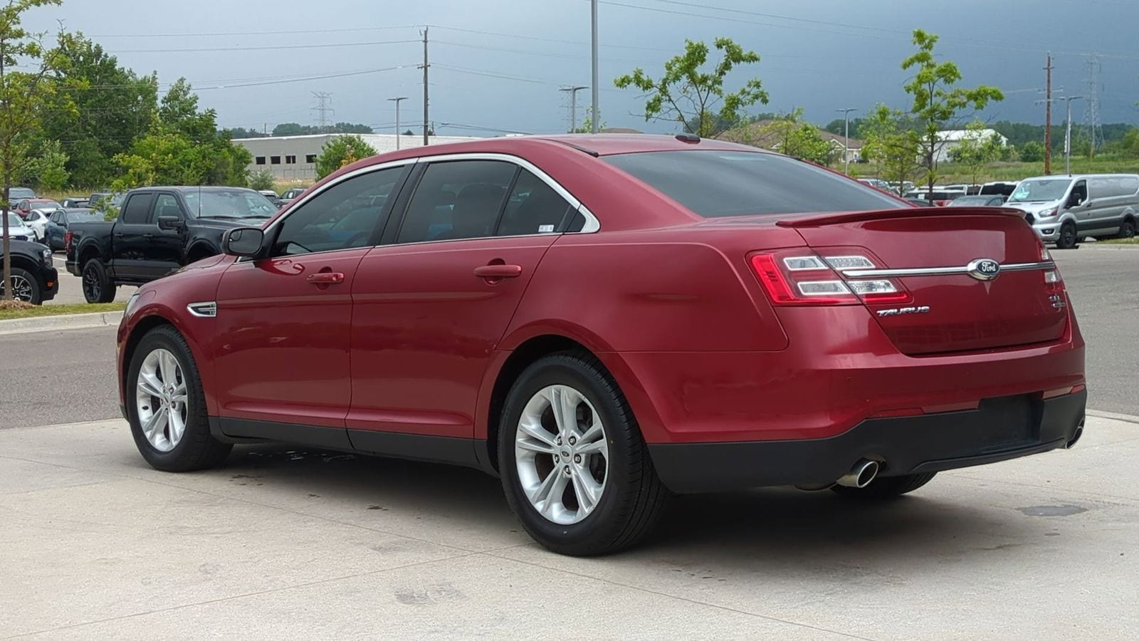 Thumbnail: 2016 Ford Taurus - 3