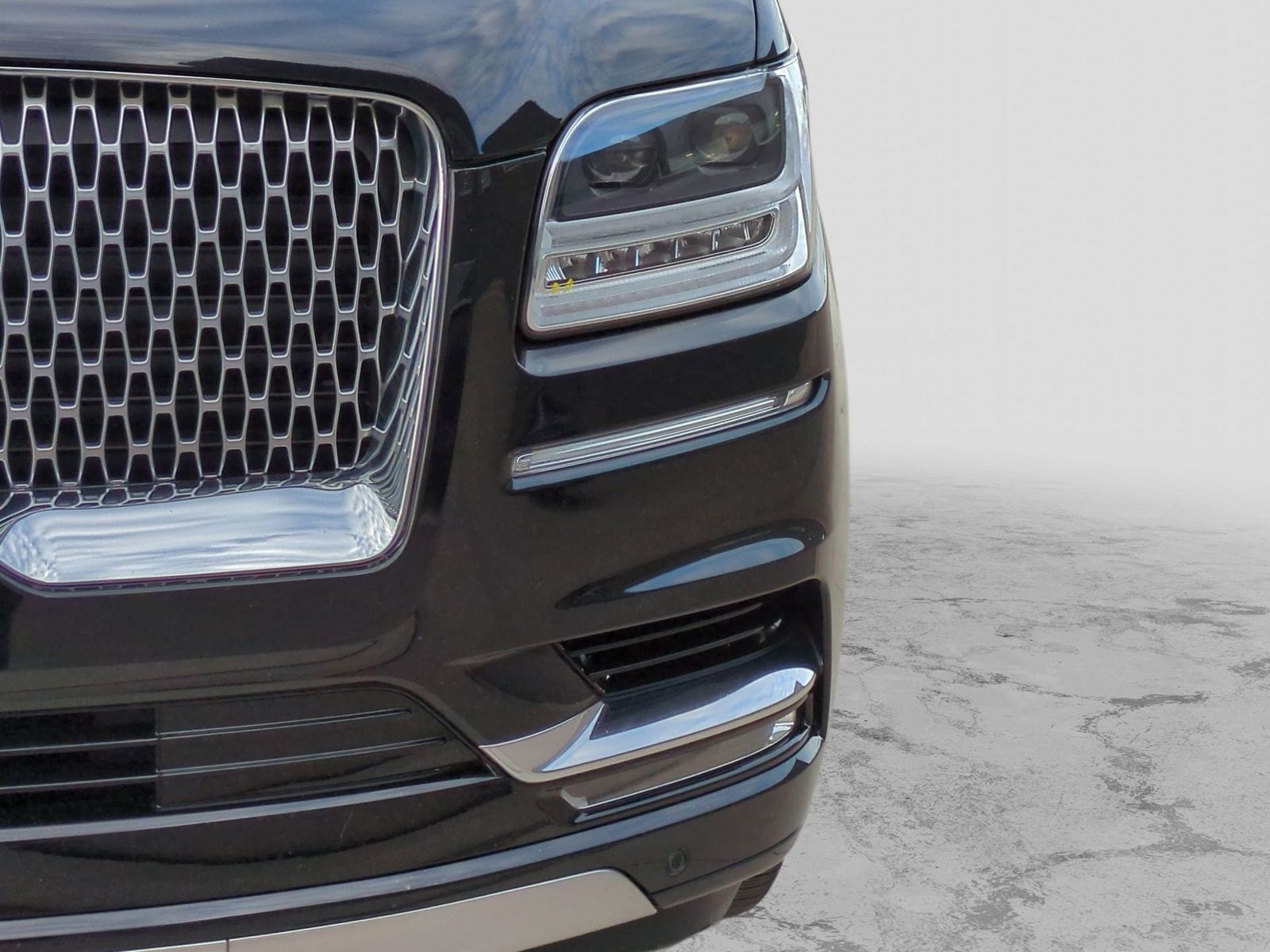 Thumbnail: 2019 Lincoln Navigator - 13