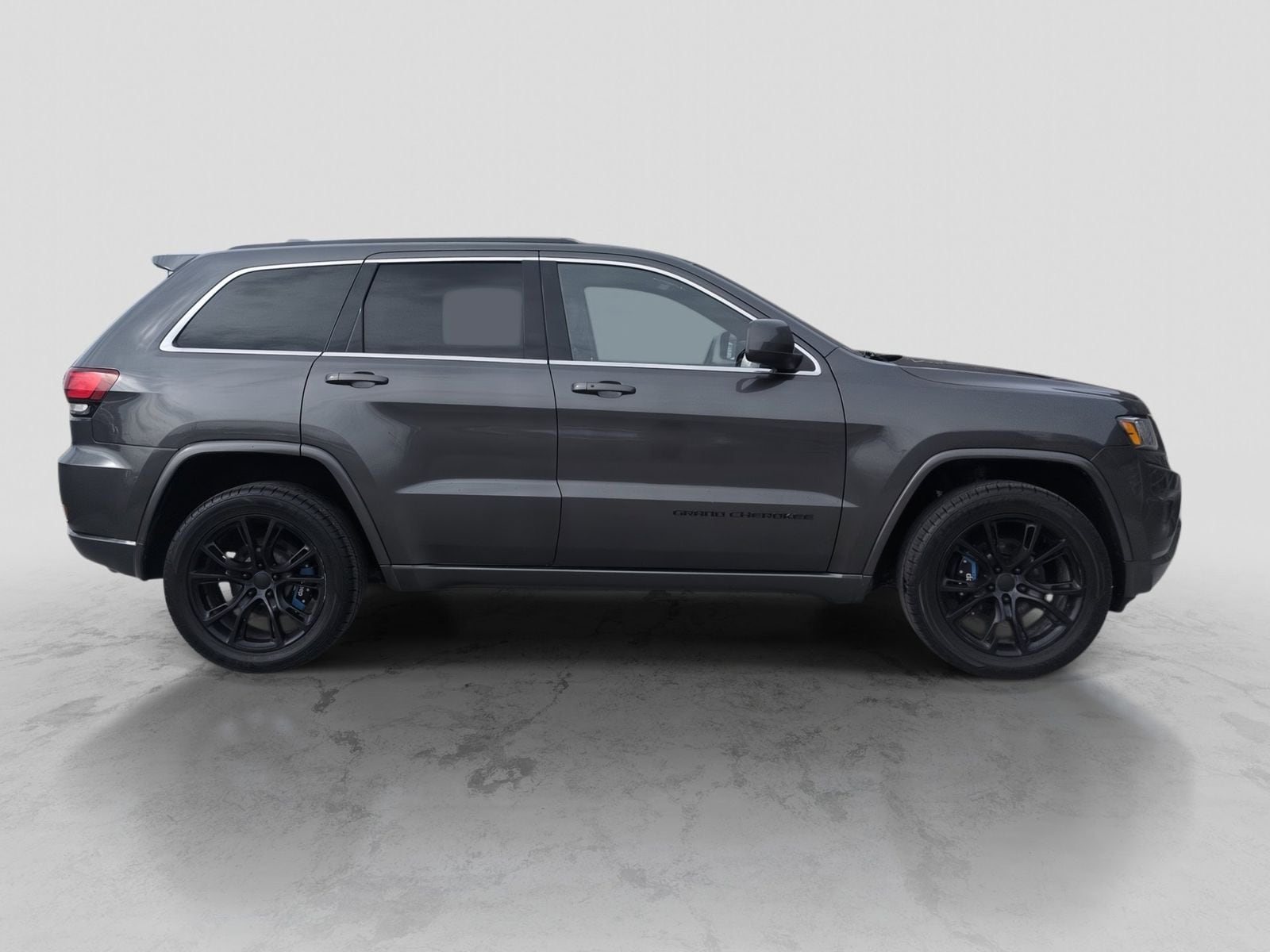 Thumbnail: 2015 Jeep Grand Cherokee - 9