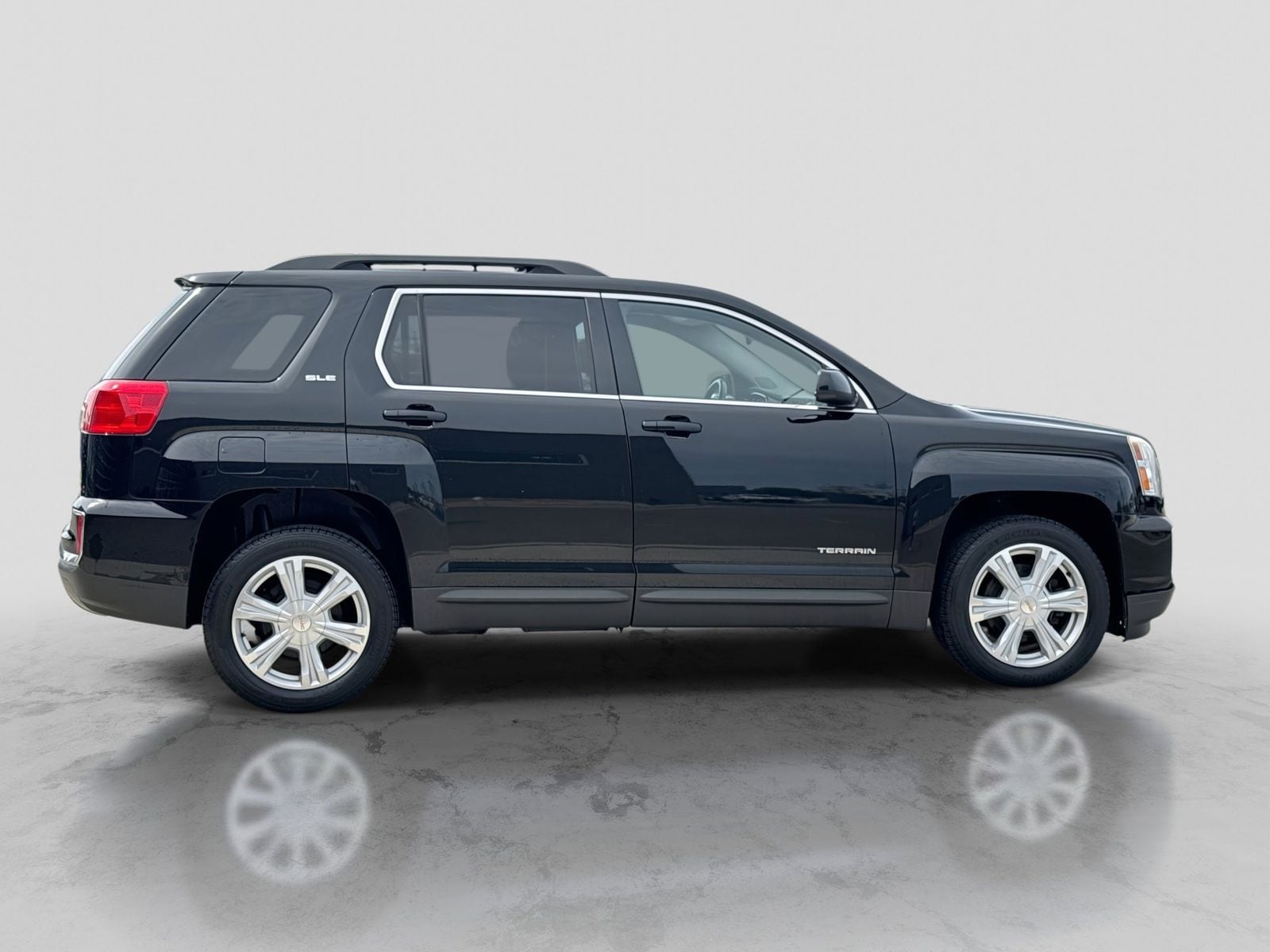 Thumbnail: 2017 GMC Terrain - 9