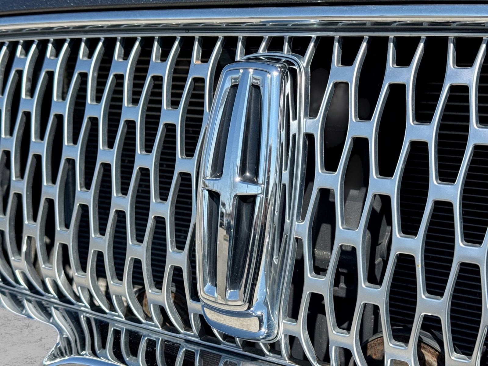 Thumbnail: 2019 Lincoln Nautilus - 10