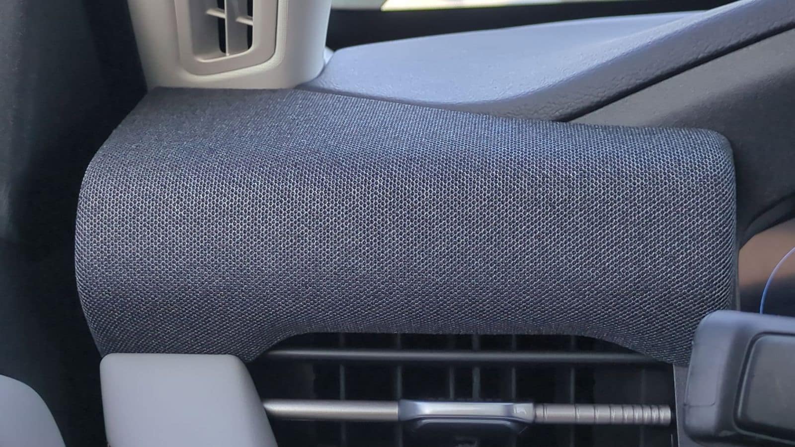 Thumbnail: 2026 Ford Explorer - 30