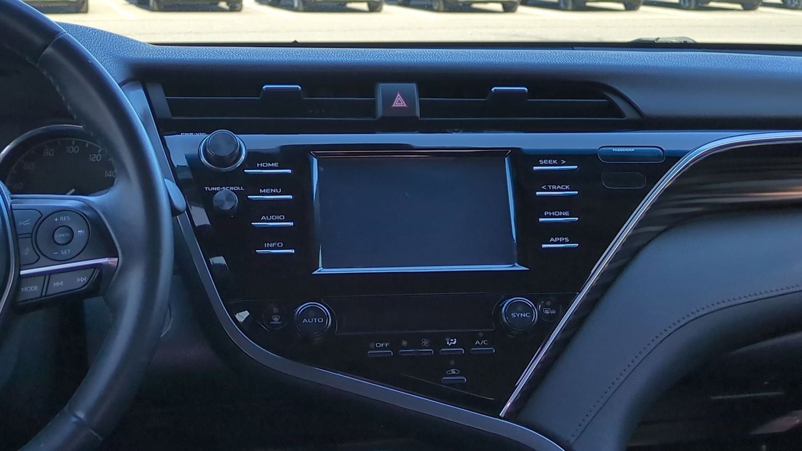 Thumbnail: 2018 Toyota Camry - 25