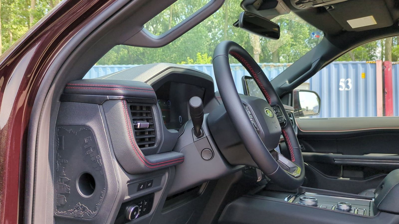 2024 Ford Expedition MAX Limited photo 2