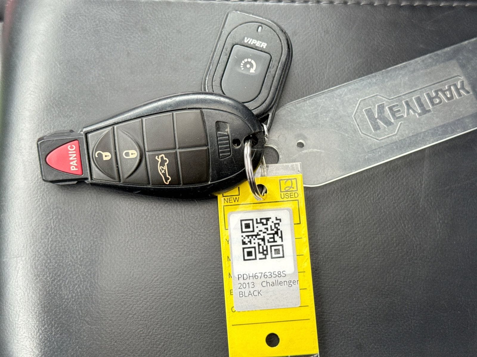 Thumbnail: 2013 Dodge Challenger - 39