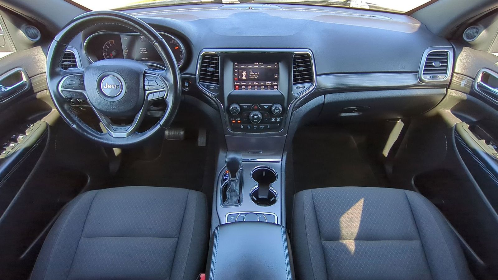 Thumbnail: 2020 Jeep Grand Cherokee - 13