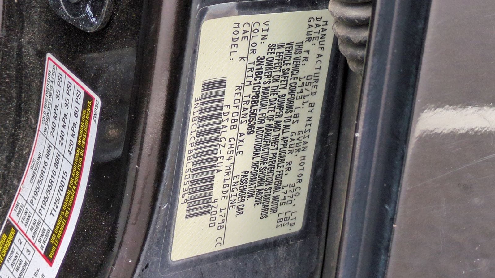 Thumbnail: 2011 Nissan Versa - 30