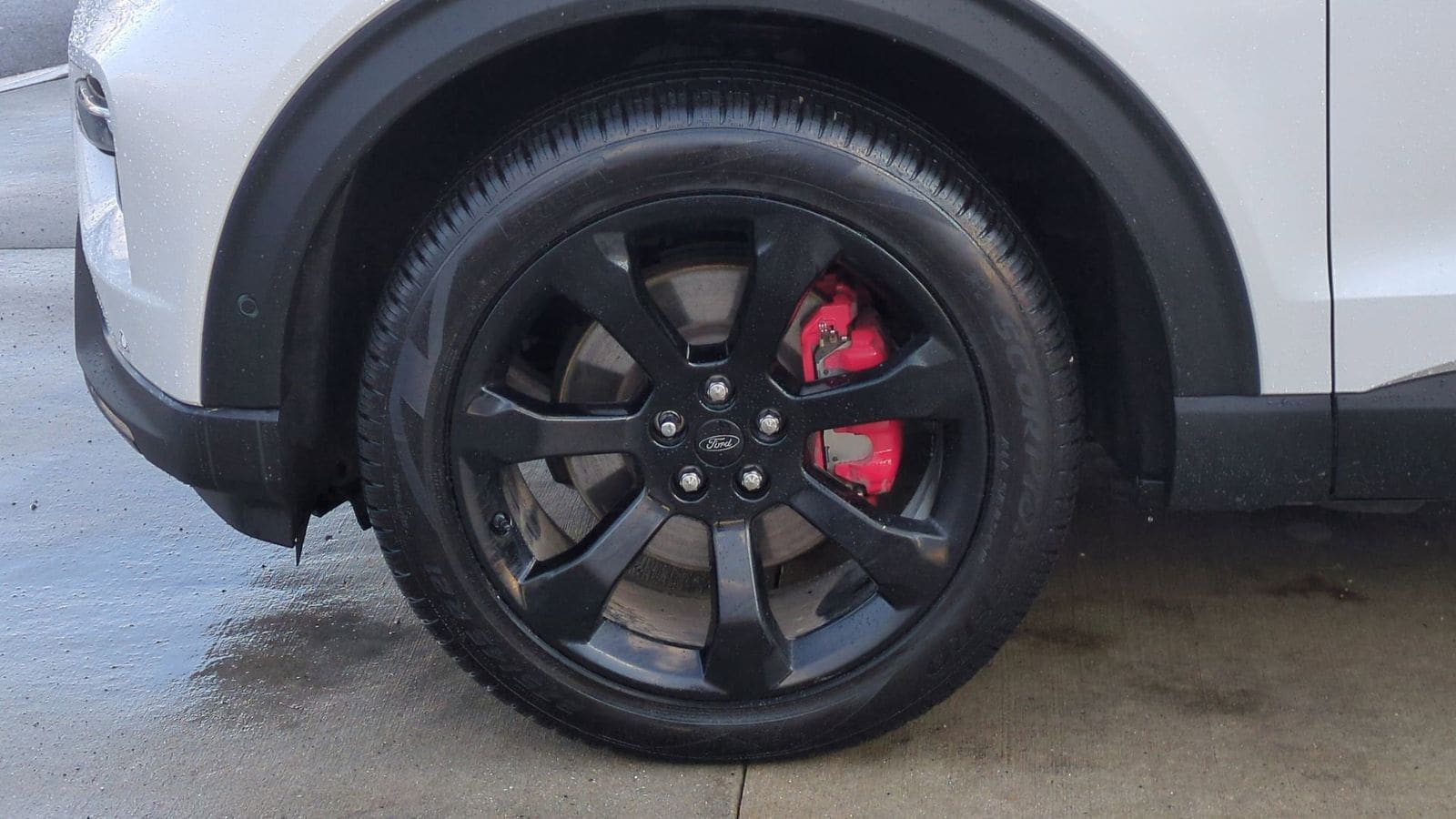 Thumbnail: 2022 Ford Explorer - 14