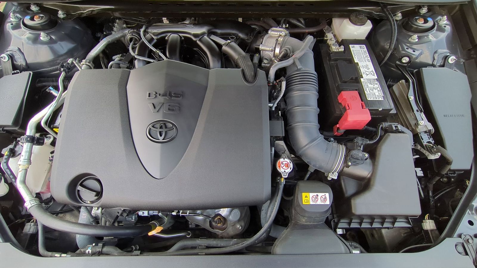 Thumbnail: 2023 Toyota Camry - 15