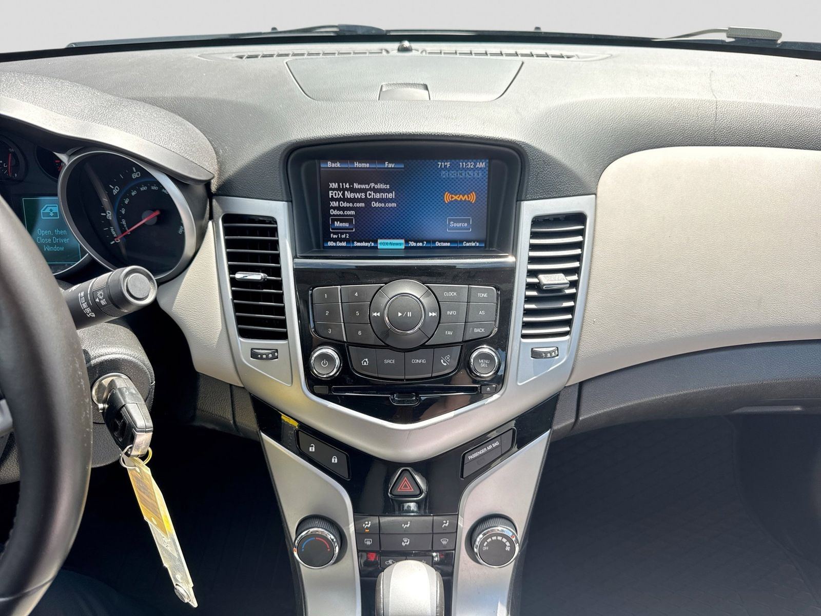 Thumbnail: 2014 Chevrolet Cruze - 27