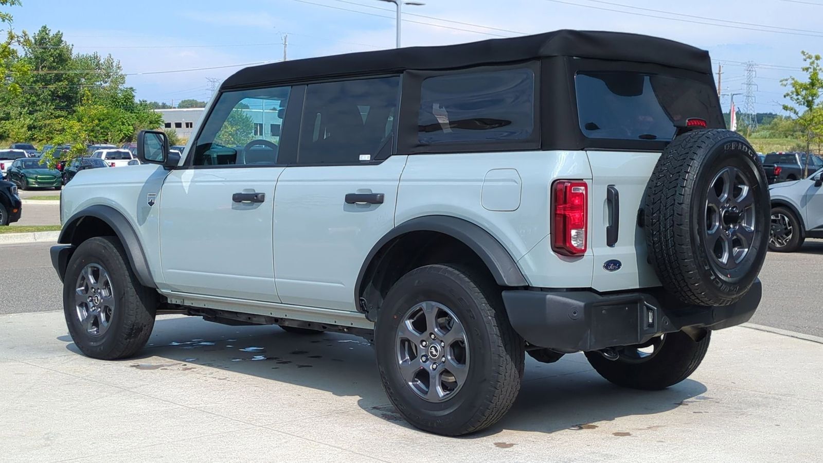 2023 Ford Bronco Big Bend photo 3