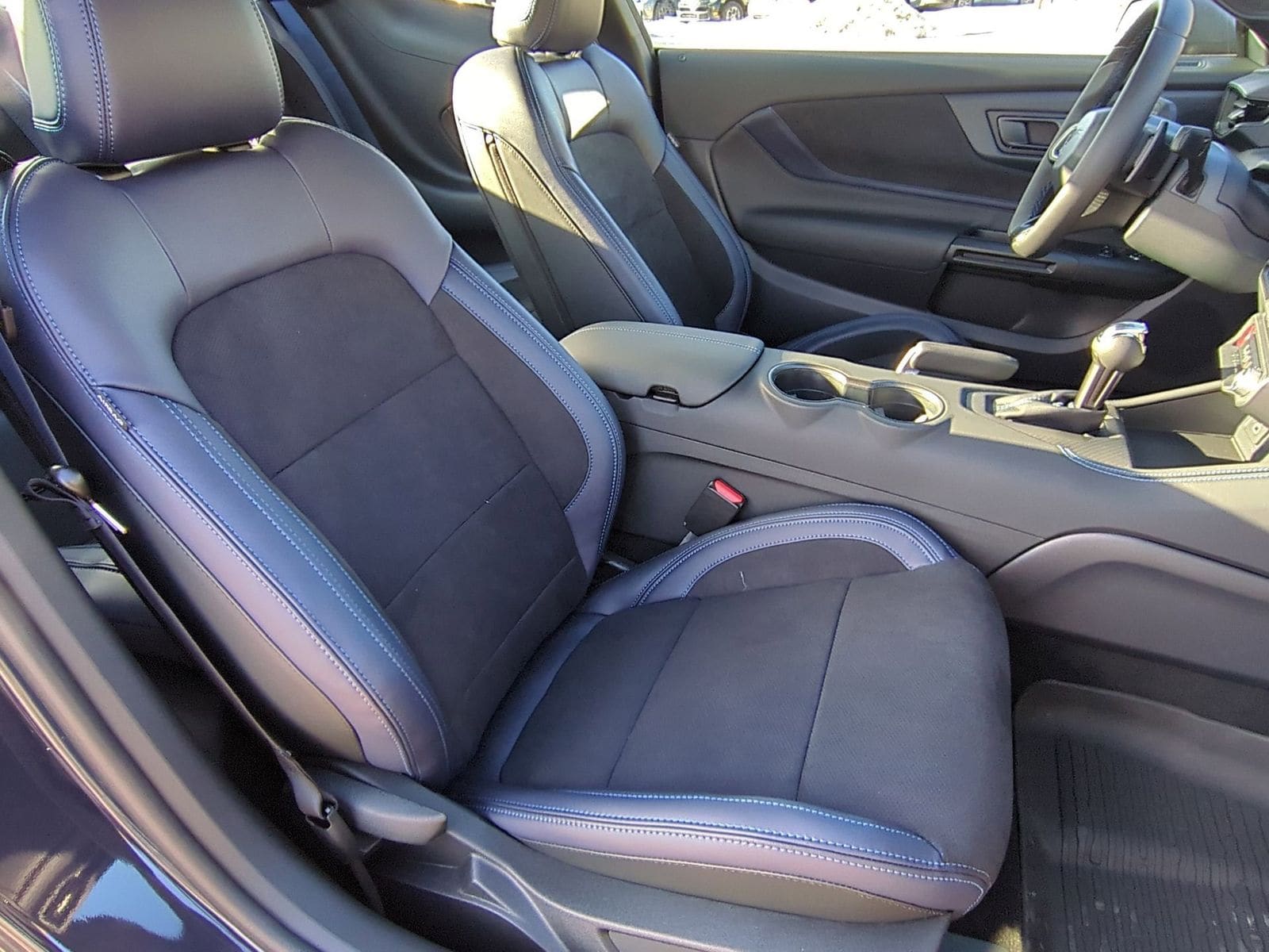 Thumbnail: 2025 Ford Mustang - 22