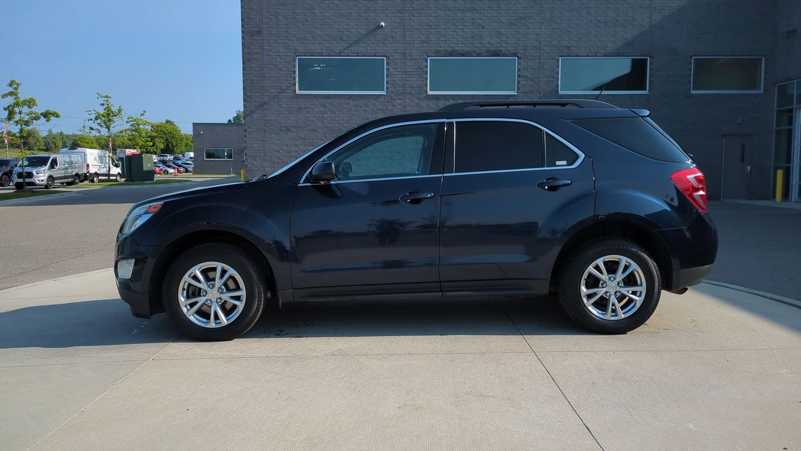 Used 2017 Chevrolet Equinox LT with VIN 2GNALCEK5H1592901 for sale in Washington, MI
