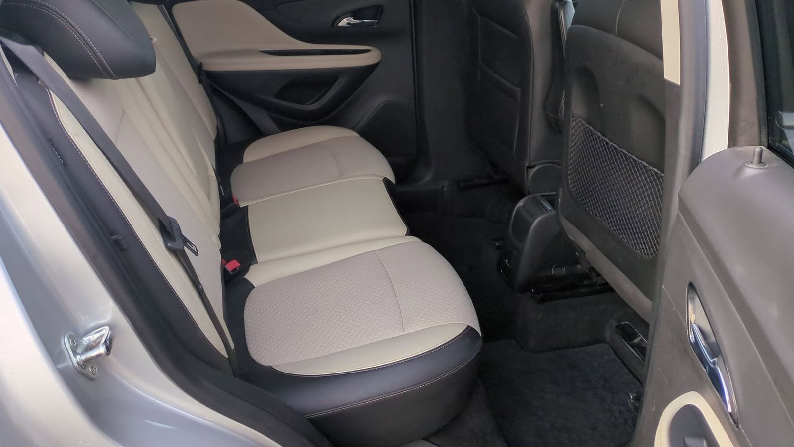 Thumbnail: 2018 Buick Encore - 22